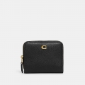 Coach Essential Billfold Wallet - Black Coach Essential Billfold Wallet - Black