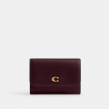 Coach Essential Flap Card Case - BURGUNDY Coach Essential Flap Card Case - BURGUNDY