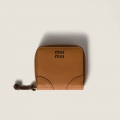 Miu Miu Small leather wallet Cognac / Palisander Miu Miu Small leather wallet Cognac / Palisander