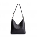 Portland Naomi Shoulder Bag - Pebbled black