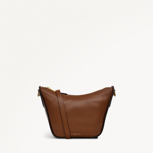 Radley London Oak Street - Small Ziptop Crossbody - Saddle Radley London Oak Street - Small Ziptop Crossbody - Saddle