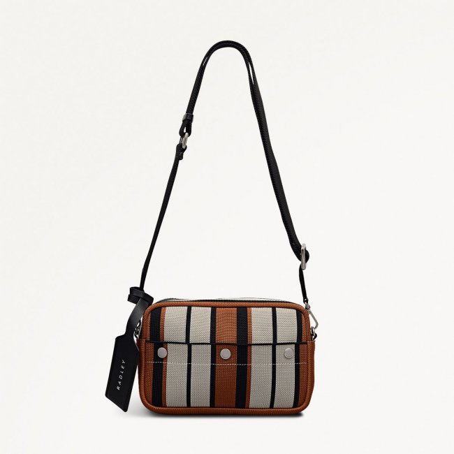 Radley London Hadleigh Place - Stripe - Small Ziptop Cross Body - Snow Radley London Hadleigh Place - Stripe - Small Ziptop Cross Body - Snow