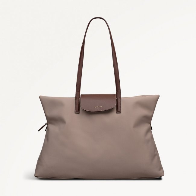 Radley London Pocket Essentials - Medium Ziptop Tote - Porcini Radley London Pocket Essentials - Medium Ziptop Tote - Porcini